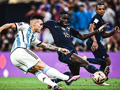 通过一系列 通过一系列