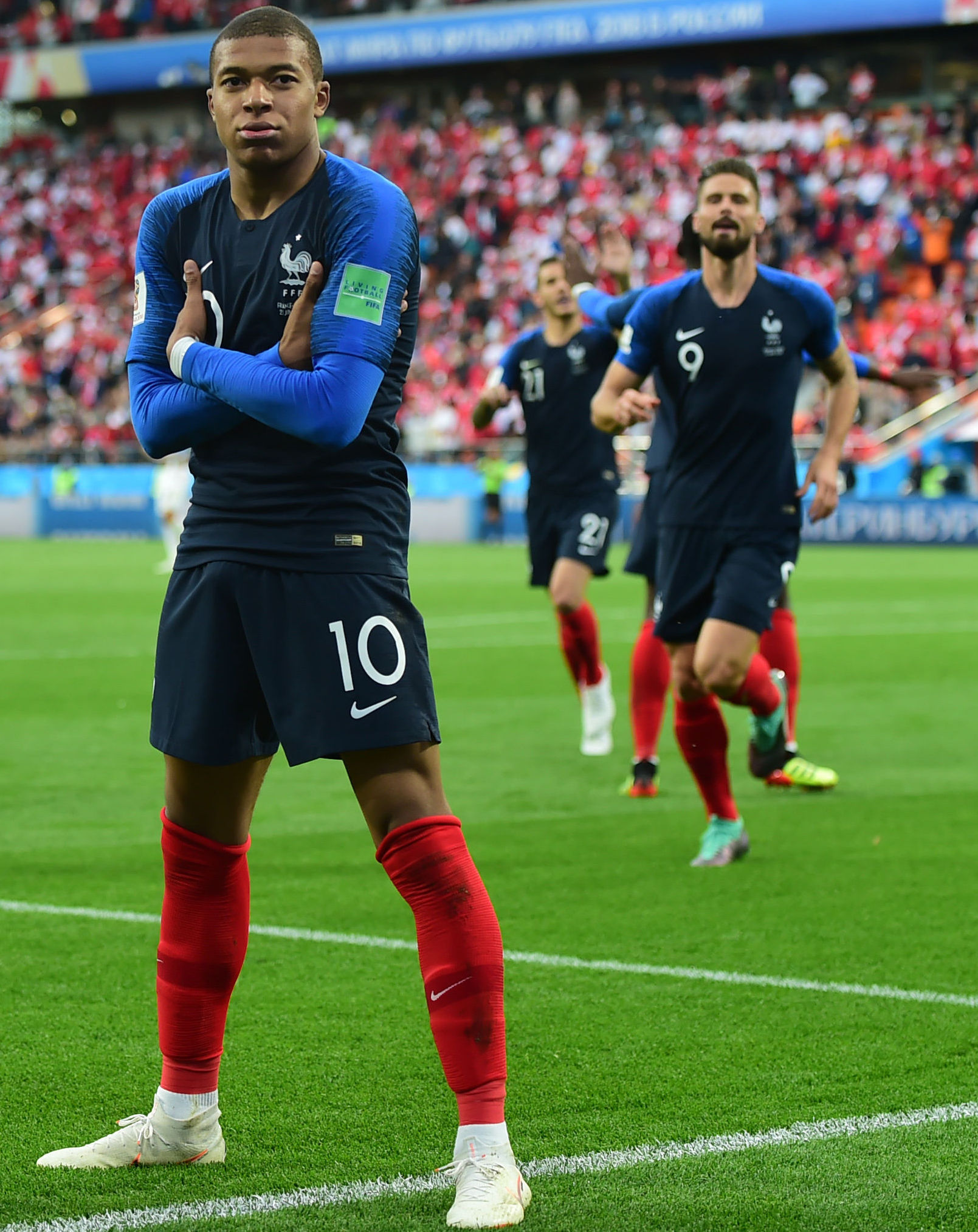 并给球队和 并给球队和