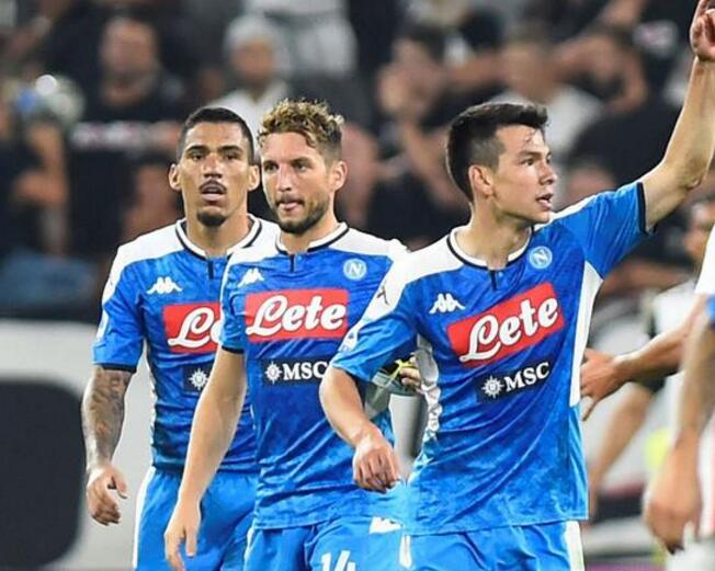 赛场的巨大 赛场的巨大