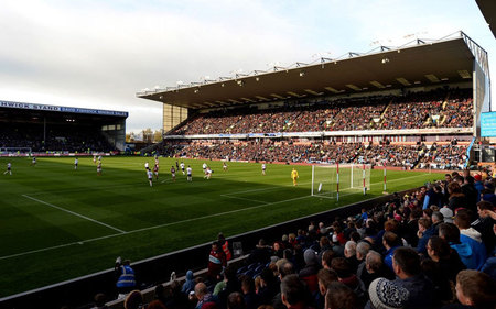 而且在比赛 而且在比赛