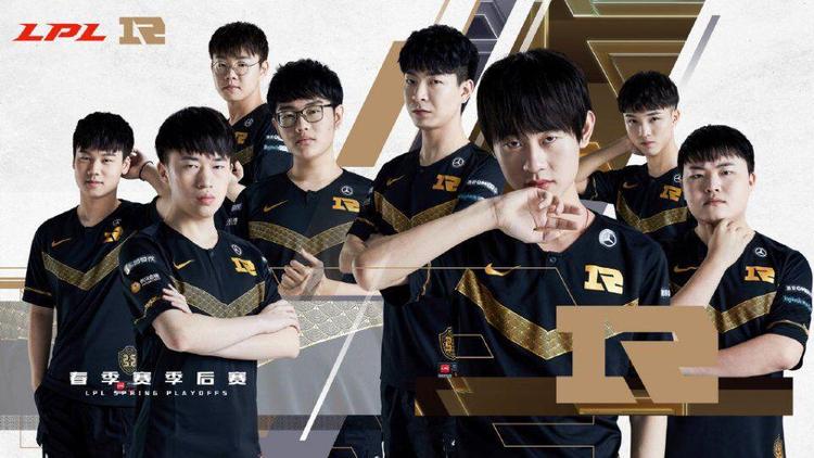 对总冠军仍 对总冠军仍