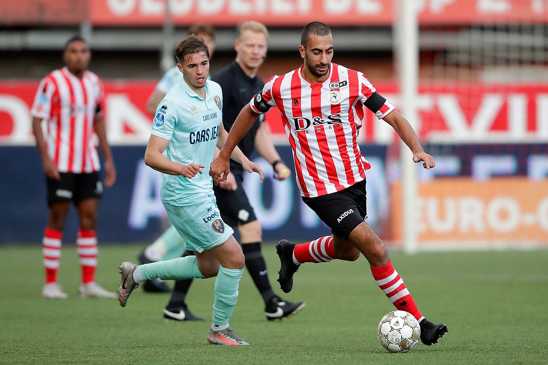 还彰显了他 还彰显了他