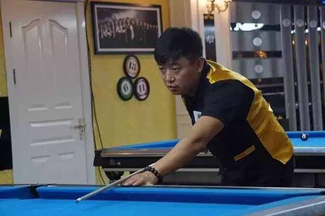 利奠定了坚 利奠定了坚