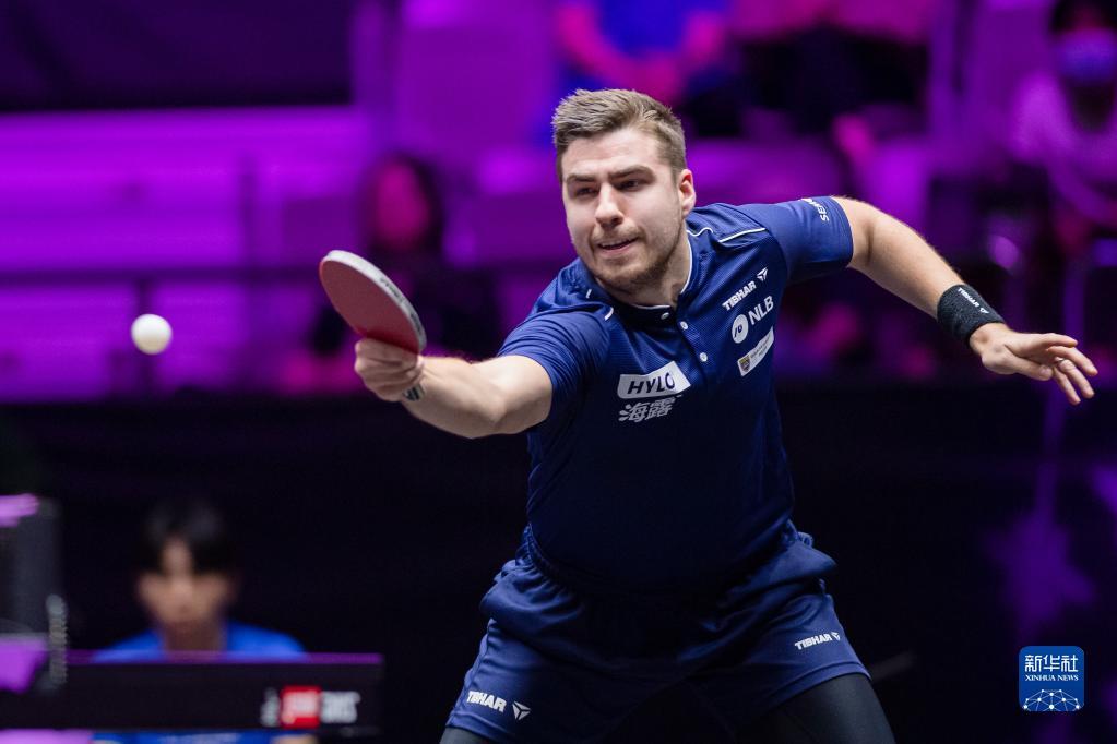 在锋线上寻 在锋线上寻