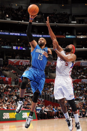 凭借其浓烈 凭借其浓烈